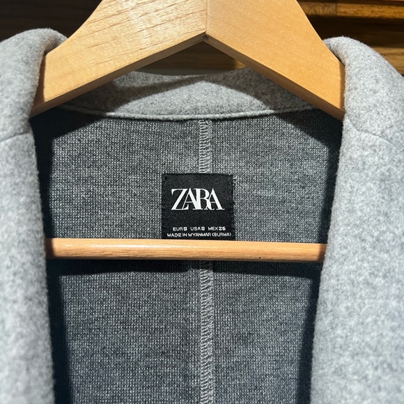 Zara Overcoat - Picture 3 of 3
